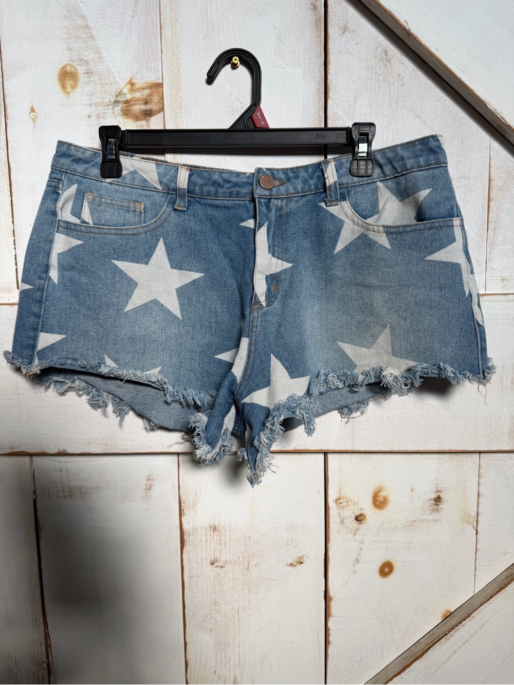 Star-Print Frayed Hem Denim Shorts - Blue